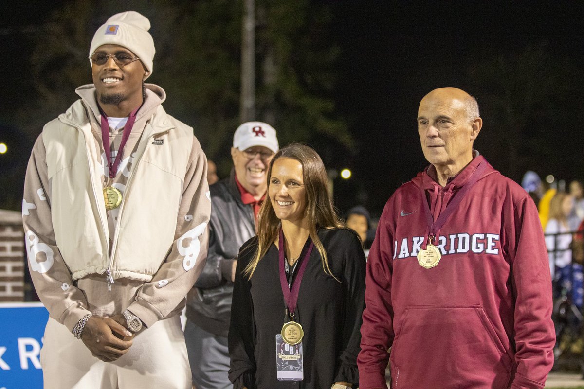 AthleticsOrhs's tweet photo. Congratulations to the newest members of the Oak Ridge Sports Hall of Fame: Tee Higgins, Kara Pearson Price, and Joe Gaddis, who were inducted at halftime of tonight’s game. https://t.co/WoDuyYpOYf