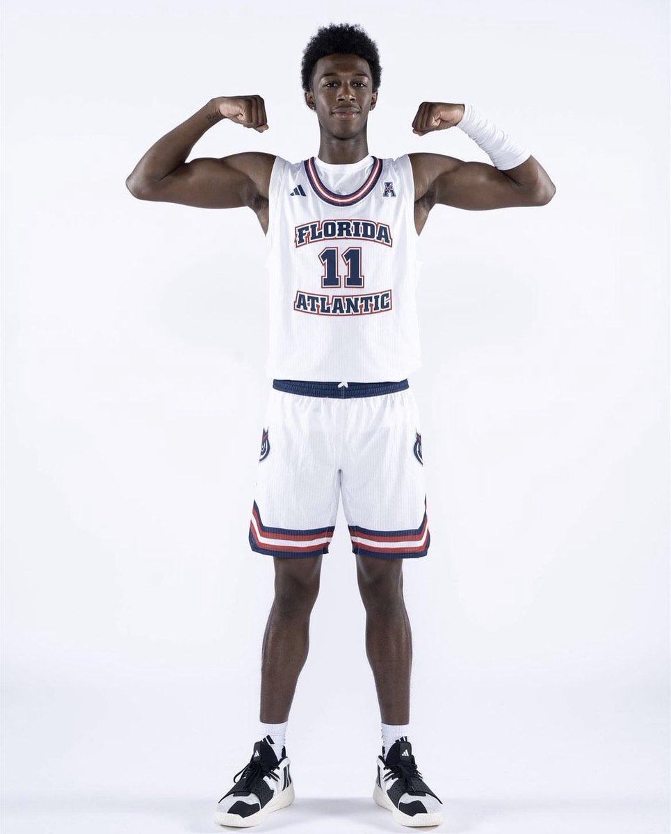 jakelpowell11's tweet photo. Season ☝🏼loading #faumbb https://t.co/bxkRmdnfGS
