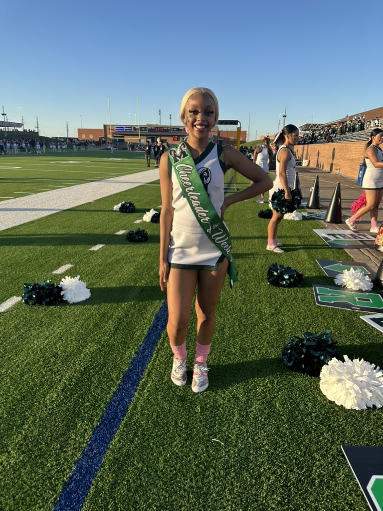 T’Leah Taylor is this weeks cheerleader of the week!