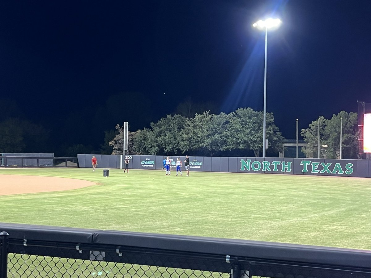Coach Gwyn (@gwyn_coach) on Twitter photo Couldn’t ask for better weather for tonight’s UNT Prospect Camp! These athletes came out to work tonight! #GMG 💚 🦅 🖤 <a href="/MeanGreenSB/">UNT Softball</a> Couldn’t ask for better weather for tonight’s UNT Prospect Camp! These athletes came out to work tonight! #GMG 💚 🦅 🖤 <a href="/MeanGreenSB/">UNT Softball</a>