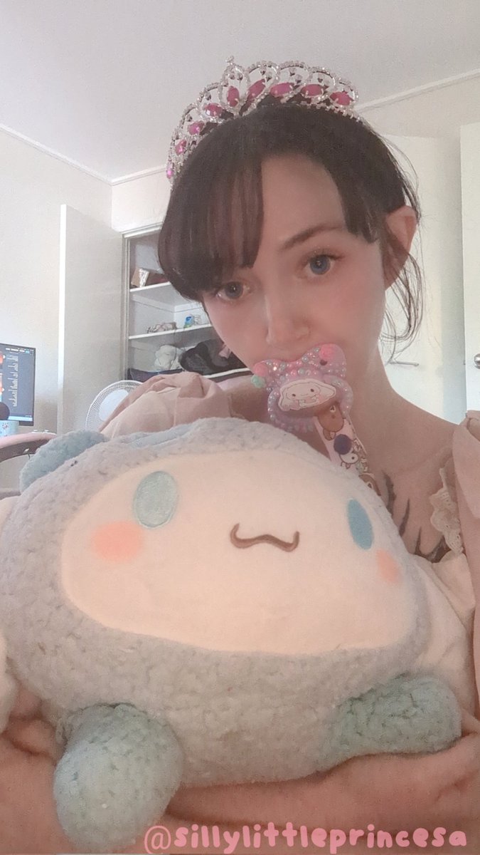 sillyprincesa's tweet image. Embracing my inner princess (⁠ ⁠◜⁠‿⁠◝⁠ ⁠)⁠♡

#abdl #littlespace #ageplay
