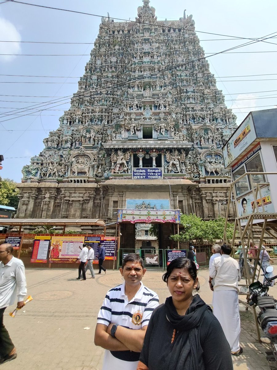 shimminextedu's tweet photo. Meenakshi temple Madurai …from the pages of history books to experiencing the sculpture, divinity and spiritual aura…

@TNTourismInfo @Santosh20039698 @HISTORY https://t.co/P2rQ0JEKyE