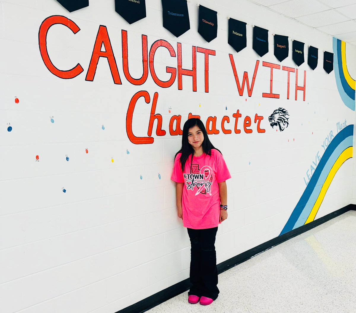 opnormanjrhigh's tweet photo. Congratulations to the four students who were honored this week for showing outstanding character!!! 🥳🥳🥳

Carson Haynes
Joshua Garcia
Joselyn Flores
Geovannie Vazquez

#OPNormanLoudandProud 
#FamilyandGoodThings
#BeTheDifference
#CarsonIs 
#JoshuaIs 
#JoselynIs 
#GeovannieIs https://t.co/aTuVBjdMLg