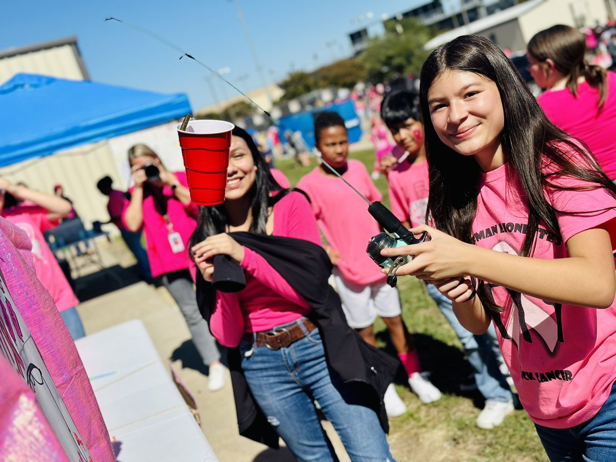 opnormanjrhigh's tweet photo. The students and staff of O.P. Norman Jr. High raised over $7,000 today that will go towards St. Jude's, the Cade Pearson Memorial Foundation, and to, overall, aid in our fight against cancer!!! 🎀🎀🎀

#OPNormanLoudandProud 
#FamilyandGoodThings
#BeTheDifference
#TheseKidsAre https://t.co/TF976Jx3m7