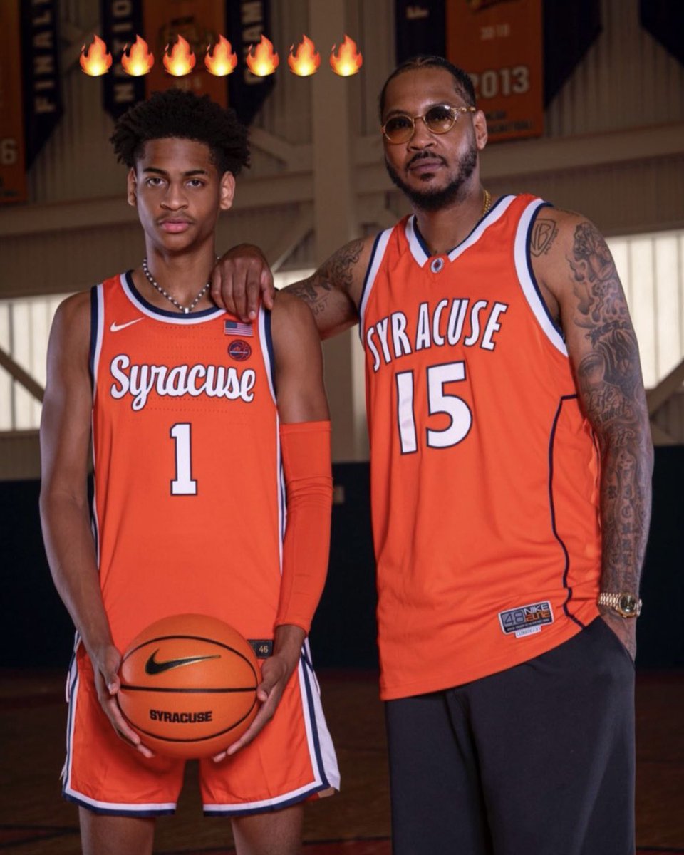 Kiyan Anthony with his dad during his official visit to Syracuse 🔥🍊

(h/t tiptonedits/IG)