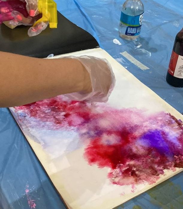 Art has the power to ignite the soul and inspire boundless creativity. #ArtisticPassion #abstractpainting
#NFTs #NFTCommmunity #SaturdayMood