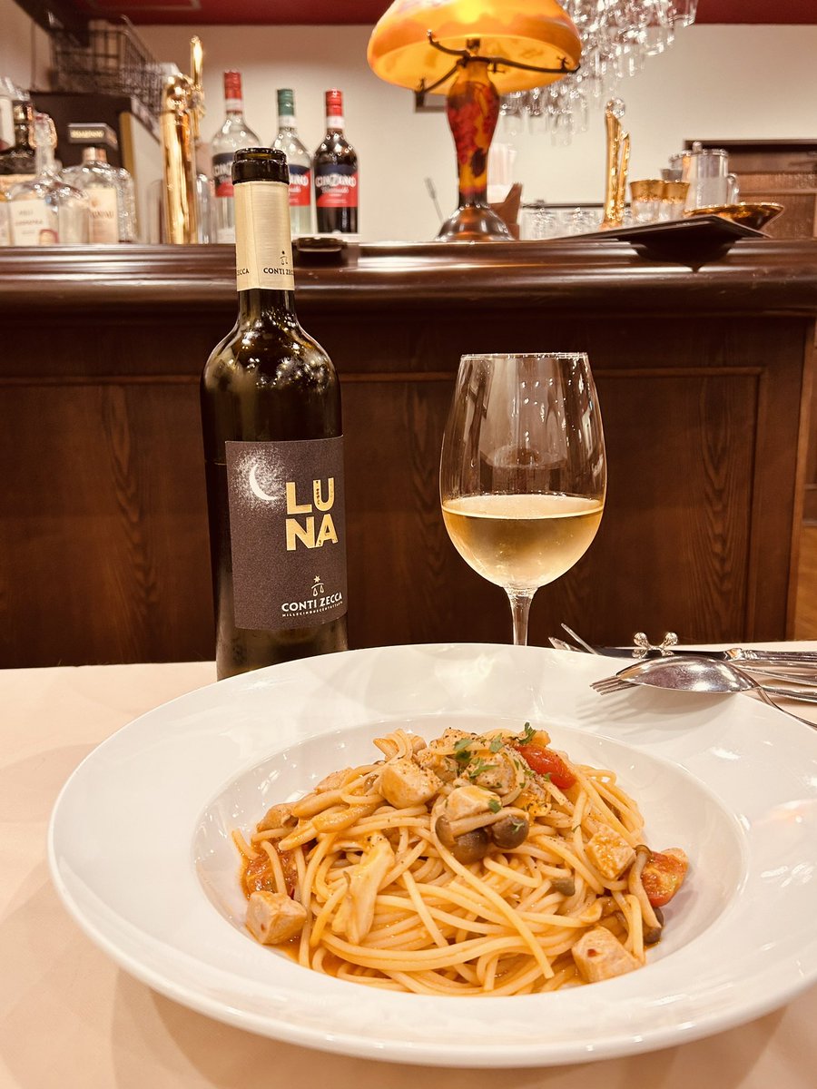almandolino1978's tweet photo. 釣ってきたマグロをパスタにしました。
ワインと合わせたのがきのこたっぷりのトマトソース。
日本酒と合わせたのがトマトとミントを使ったスパゲッティ。
どちらもとても美味しいです。

#広島パスタ　#広島グルメ　#広島イタリアン　#広島ランチ　#贅沢ランチ　#記念日　#天寿　#contizecca https://t.co/aOK4pF3J3S