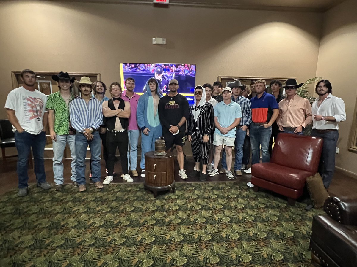 Stage is set! Fall World Series! #TroxellVsPalmer