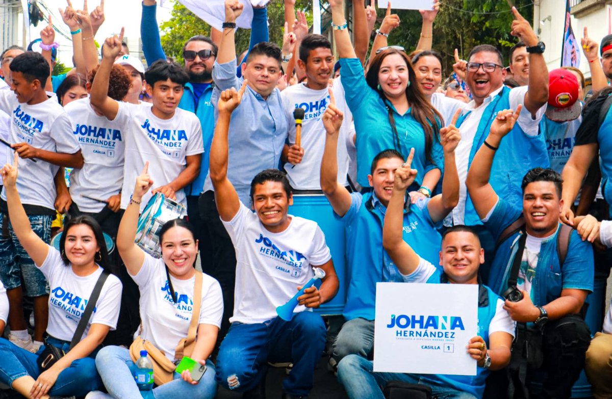 johanahdezSV's tweet photo. Este día me he inscrito oficialmente como candidata a Diputada de Usulután.  🇸🇻

Si Dios y nuestra gente lo permite, así será. 🫶🙏🏻 https://t.co/qucmAcqwaq