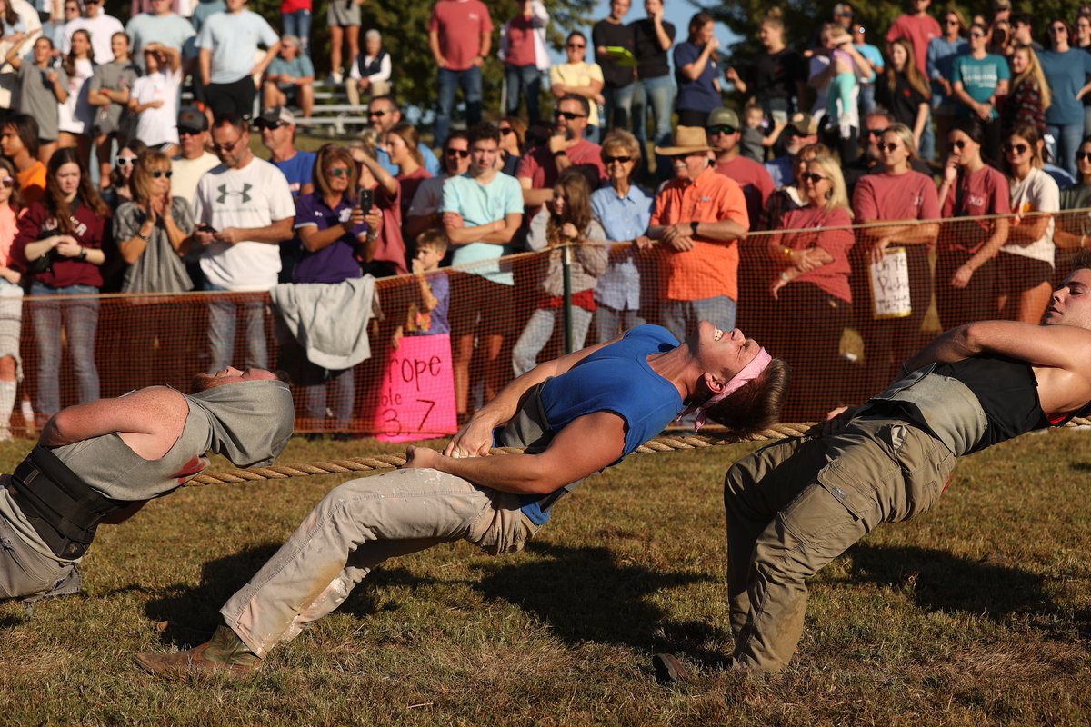 utmartin's tweet photo. LOCK. IT. DOWN.
2023 marks 60 years of Rope Pull at UTM! Congratulations to our champs: Chi Omega and Alpha Gamma Rho 🏆. #UTMisAllThat #getrope #beUTMproud https://t.co/NMC0sGLOEf