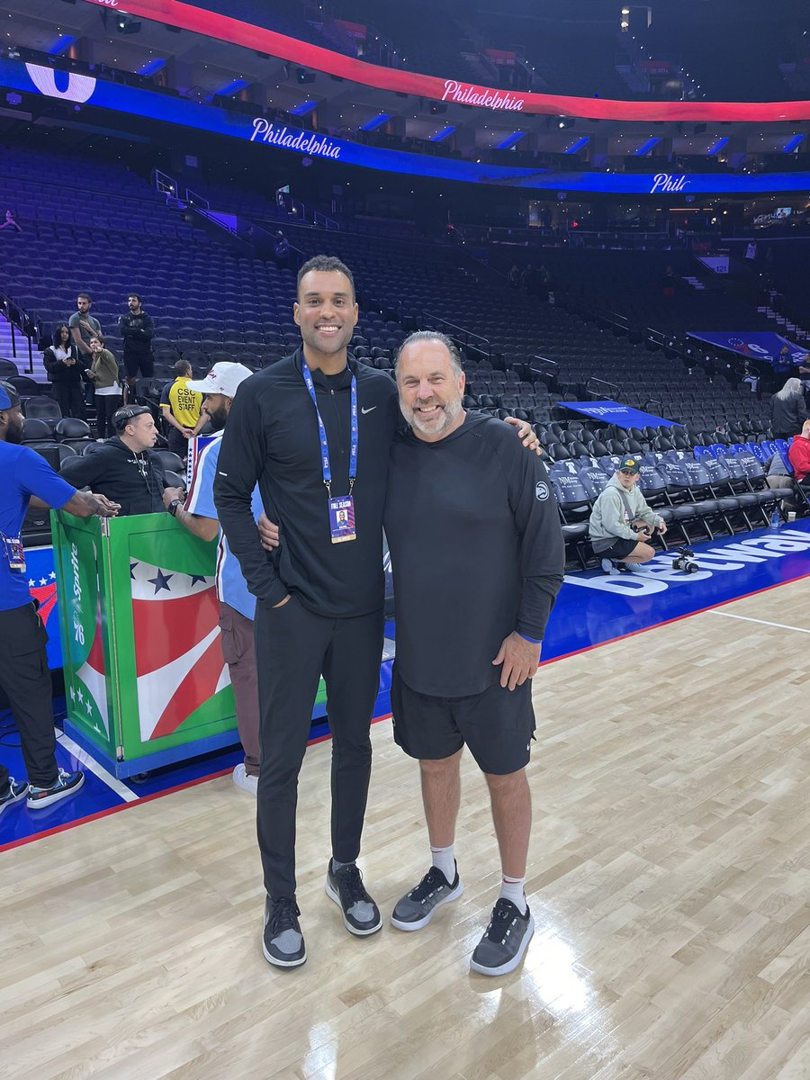 CoachMikeBrey's tweet photo. So proud of former ND captain Ryan Ayers now assistant with 76ers G league squad! https://t.co/EnBfnqUe9k
