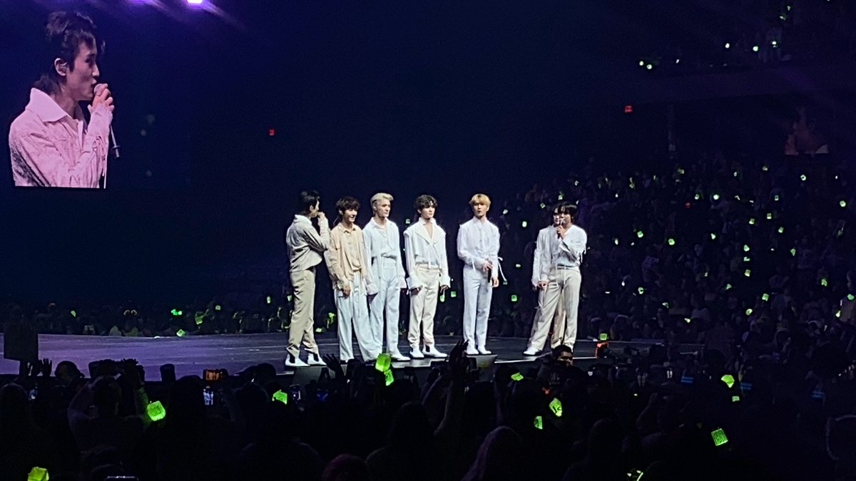 my roman empire is the four month period between me watching tds2 as a film and watching tds2 as a genuine concert .. i can’t believe that was six months ago already i miss them so much