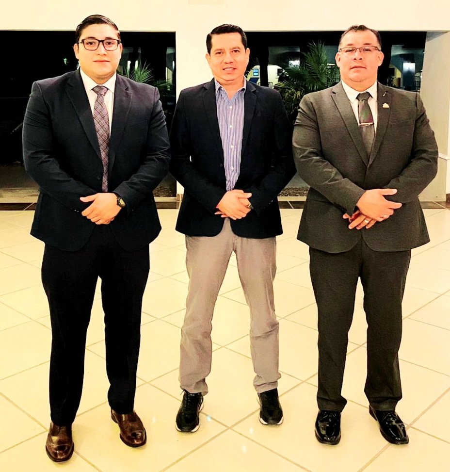 eric_ramirez_b's tweet photo. Congreso Internacional de Derecho FAE-2023 🌎 ⚖️ 📖 🇲🇽 🇺🇲

"La seguridad jurídica: base de nuestro Sistema de Justicia Contemporáneo".

#Congreso #abogados #derecho #FAEmexico #abogadosmexico https://t.co/7T0WmSXSJO