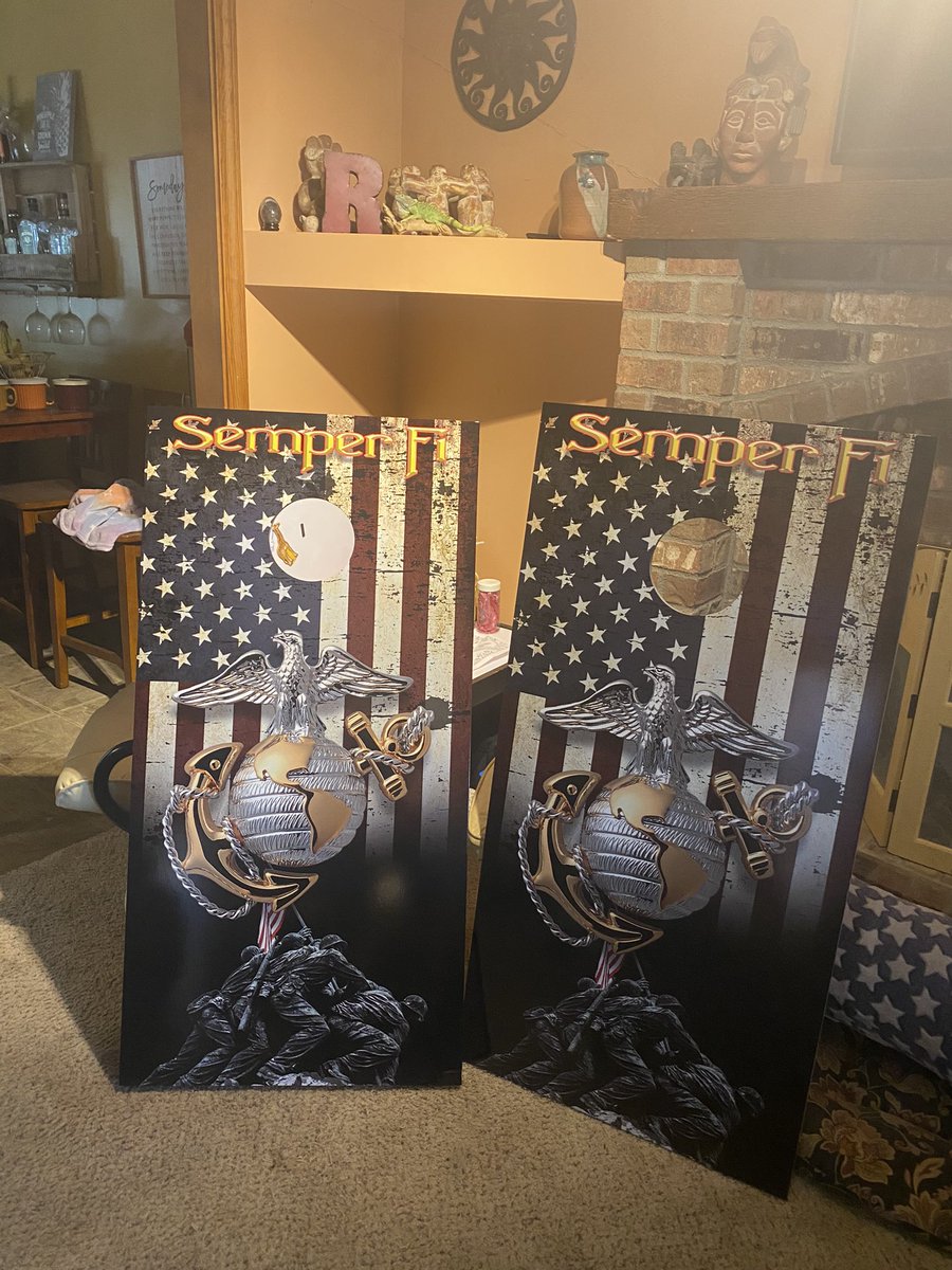 Made my own Cornhole game ;)