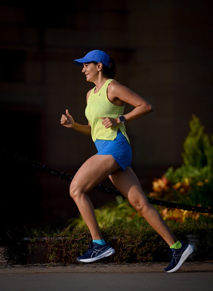 defaultrunner's tweet photo. Took these new beauties out for a run @ASICSamerica 

I started my running journey in a pair of gel kayanos 13 years ago and I’m back in them :)

#gelkayano30 #running #runnergirl #asics #SaturdayMorning #runwithreeti #thedefaultrunner https://t.co/6UdTLYSUC7