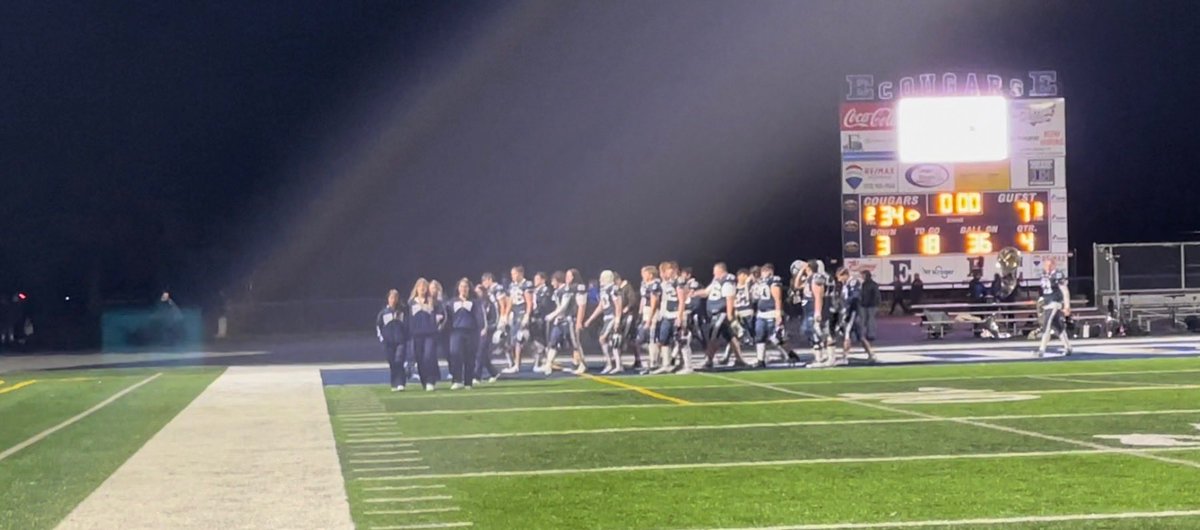 CoachClemmons's tweet photo. So proud of The Men of Edgewood Football 🏈 tonight. Kept fighting all season and believing in themselves and their teammates. Huge shout out to the Edgewood community, the band, the cheerleaders, and The Crazies in the Den for all their support all season. #THEEDGE https://t.co/zSbxbKKXvB