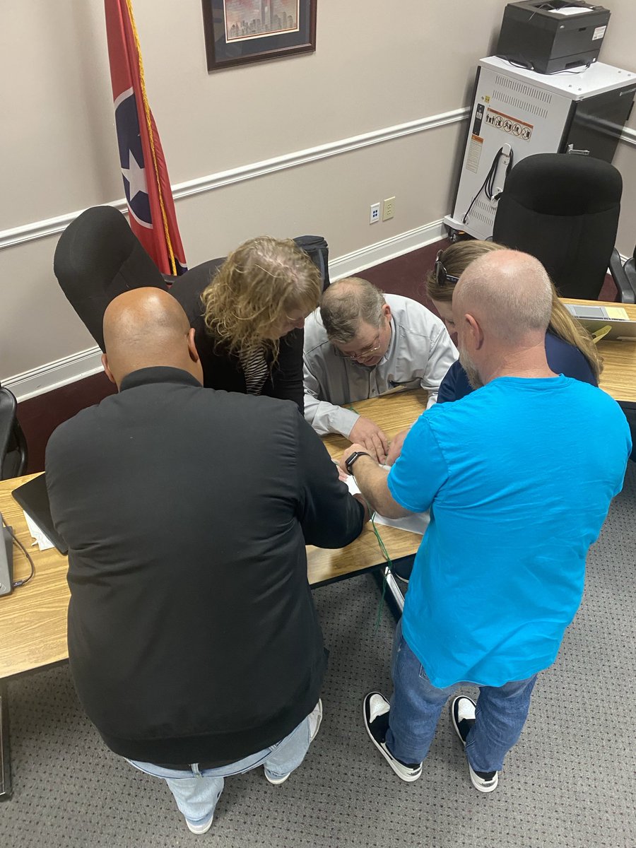 MrOpportunityCH's tweet image. Taking time today for Leadership Development.  Principals, Supervisors , Directors, and Coordinators participated in a team building activity.  #FCStrong