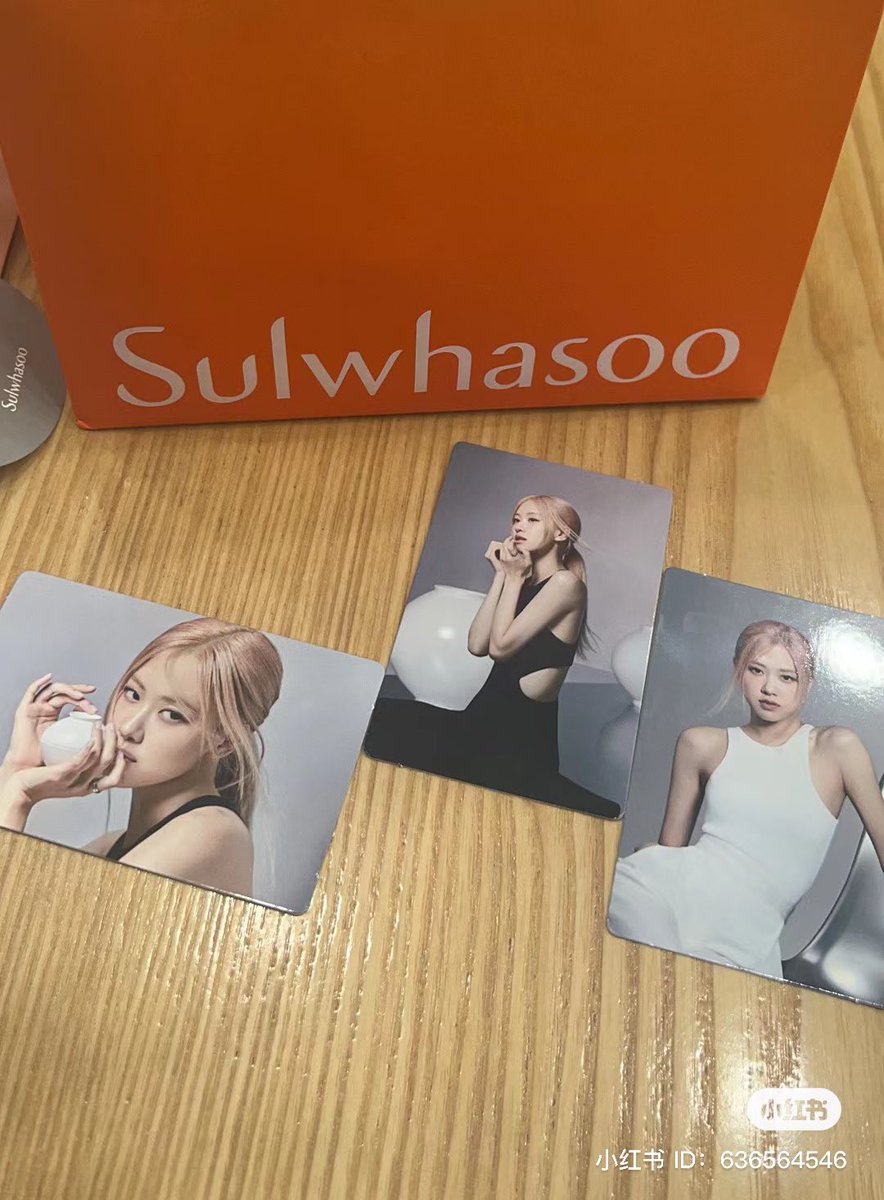 RoseFocused's tweet photo. K-fanses and C-fanses treating Sulwhasoo beauty products like K-pop merch😀

I’m afraid the top priority is to secure the photocards🥰
ROSÉ FOR SULWHASOO
#ROSÉxSulwhasoo
#ROSÉ #로제 https://t.co/gYMkWMjqCZ