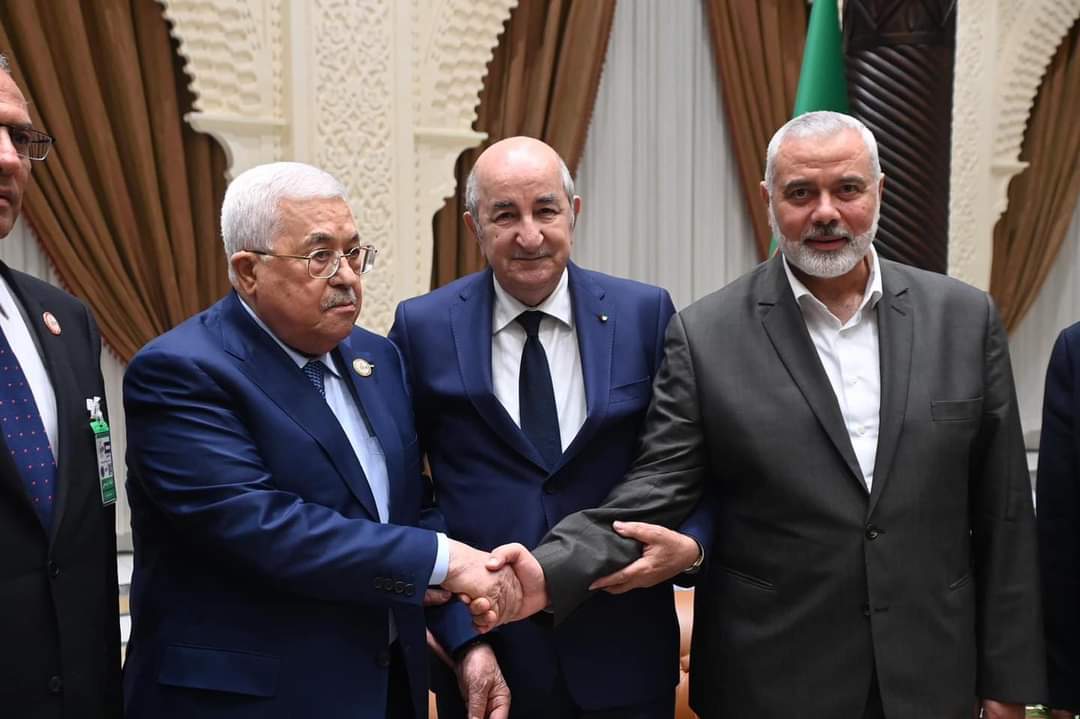 MessKanza9613's tweet photo. My Algerian ancestors were also described as terrorists for fighting colonialism
 أَلا إِنَّ نَصْرَ اللّهِ قَرِيبٌ
 (Yes! Certainly, the help of Allah is near)
Free Palestine 🇵🇸
Until now, France is calling the remains of the martyred resistance fighters the remains of the rebels https://t.co/tIWonW0LUa