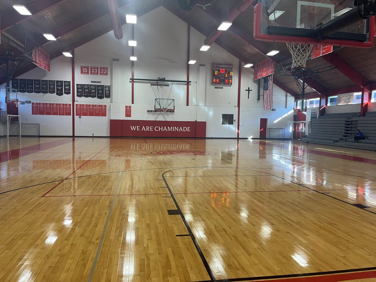 Watched Chaminade HS in the STL area practice today. Regarded as a powerhouse and expecting a big season. Extremely deep team with serious talent. Names to know: Ben Winker '25 Jahadi White '26 Jamo White '26 Johnny Jordan '26 -Home of Bradley Beal & Jayson Tatum