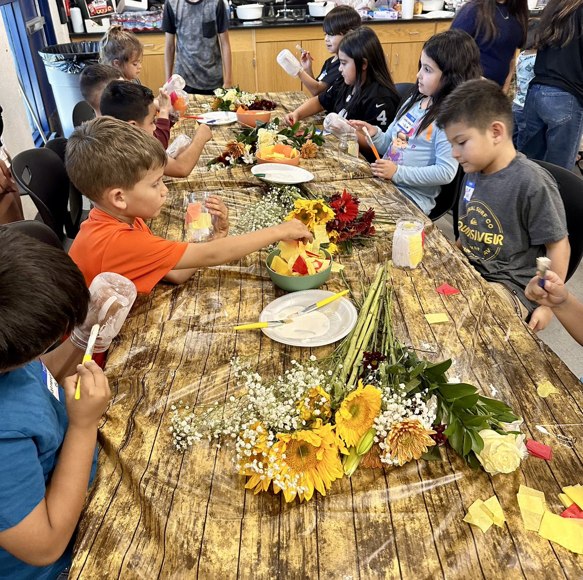 Can you say “Agriculture?!” K-1 students from Lombardi &amp; Summit Matthew learned how pumpkins grow and can be brought from the farm to our tables with delicious pumpkin bread! #BurtonExperience #BASA #STEM #agriculture <a href="/burtonschools/">Burton Schools</a>