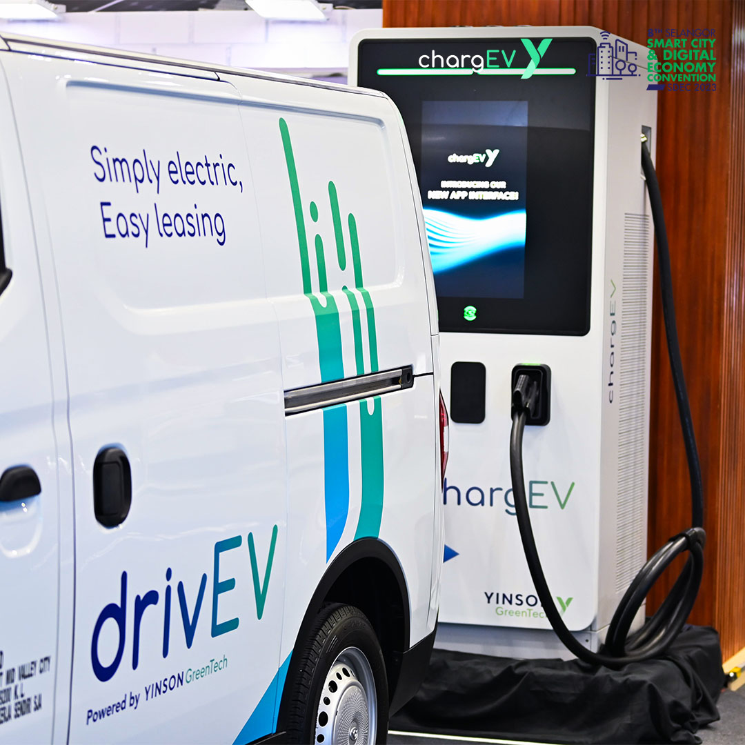 charg_EV's tweet image. #chargEV will be at The Selangor Smart City &amp;amp; Digital Economy Convention (#SDEC2023) until this Sunday! We will share more information on our latest #EV charging technology and how chargEV can move towards a greener and more sustainable future.

#YinsonGreenTech #YGT #EVMalaysia