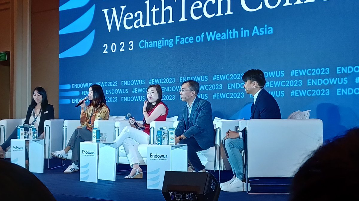onefern's tweet image. Panel started with the premise thatporeans' greatest stress is money - true for me, where media people always have a less stable career.
The @UBS speaker talked about Liquidity, Longevity and Legacy-I've enough to worry about for the first two. 😂 #EWC2023 @endowus