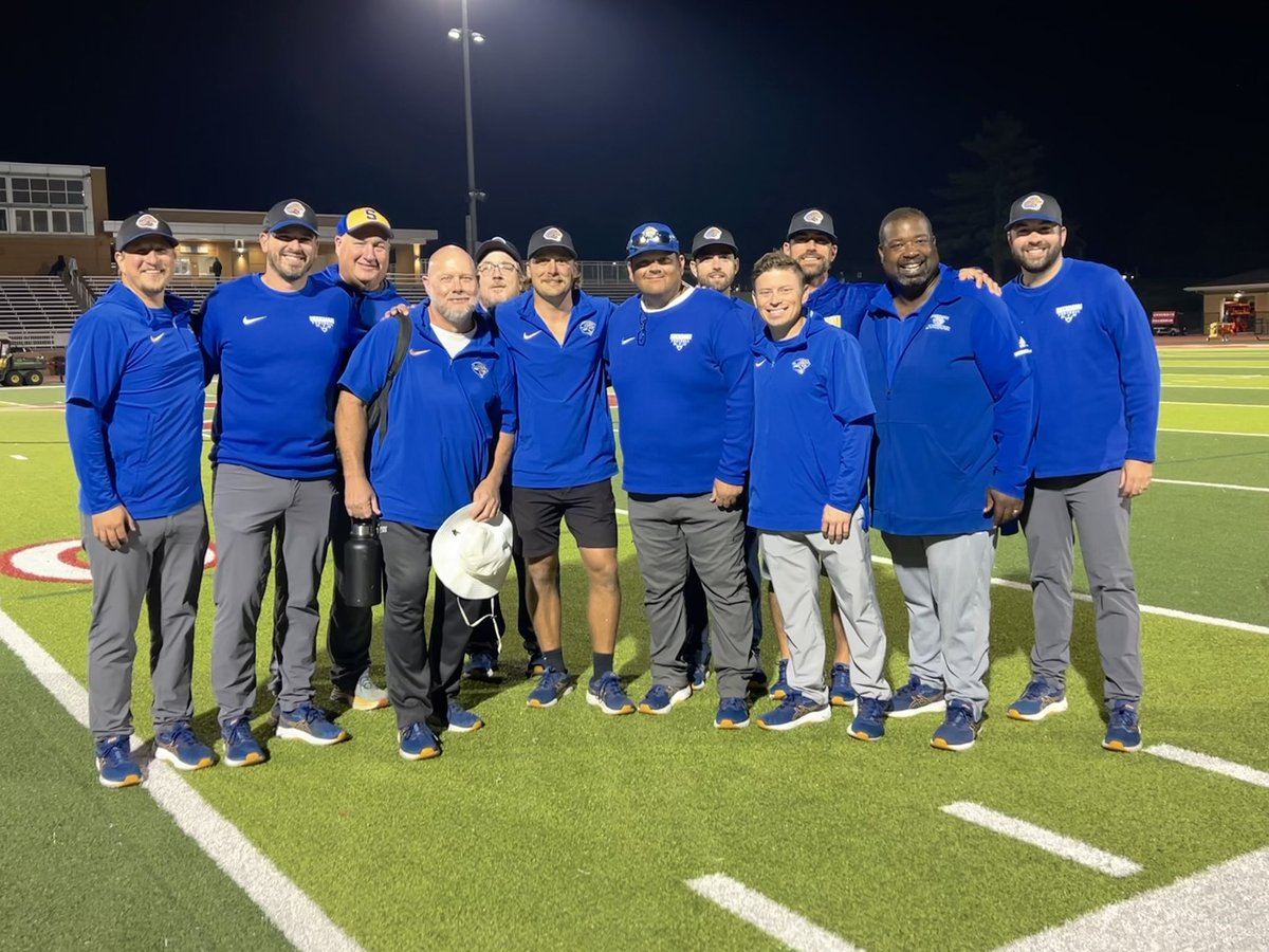 That’s a big 35-0 win against Webster Groves! We are 9-0 and concluded the regular season undefeated! Three consecutive years as Conference Champions! After a buy week we are at Seckman November 3rd for the second round of the Class 6 District Playoffs.