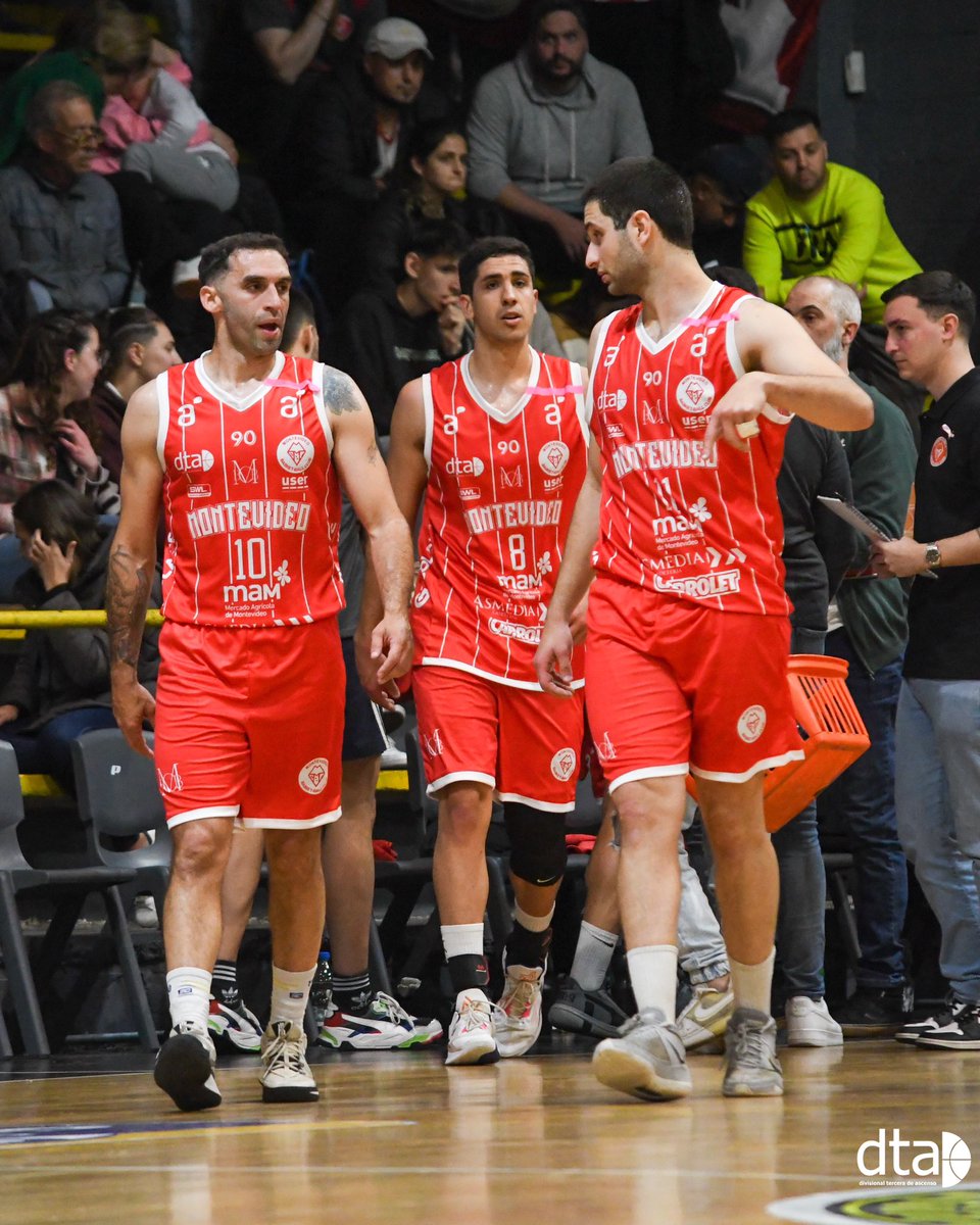 Por <a href="/DTAFubb/">DTA</a> . 
Danubio 66 Montevideo 80
Yale 63 Bohemios 78
Juventud 75 San Telmo 90
Layva 62 Albatros 74
Marne 85 Dep.Paysandu 80
Auriblanco 93 Def. de Maroñas 78
Mañana : Ateneo - Capurro