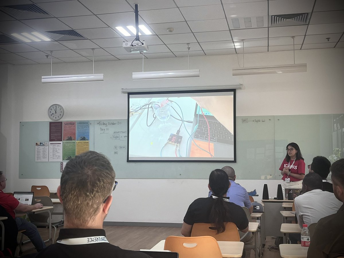 edTechEvans's tweet image. Unique opportunity to learn from @CoraEdTech about how to integrate @Microbit_edu!
#ACAMISTech