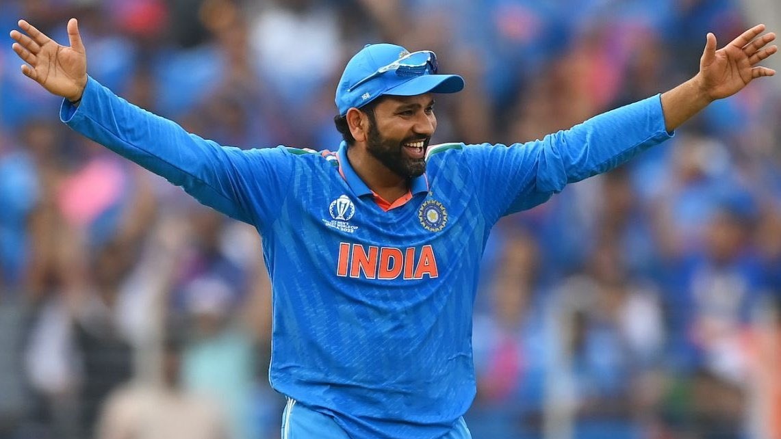 mufaddal_vohra's tweet photo. Michael Vaughan said, "Rohit Sharma asked the Ahmedabad DJ to not play 'Dil Dil Pakistan', because he knew if Pakistan heard that song, they would win the game. So obviously Rohit told DJ to not play that inspirational song so India can win (smiles)". (Adam Gilchrist). https://t.co/63UXtQBmM0