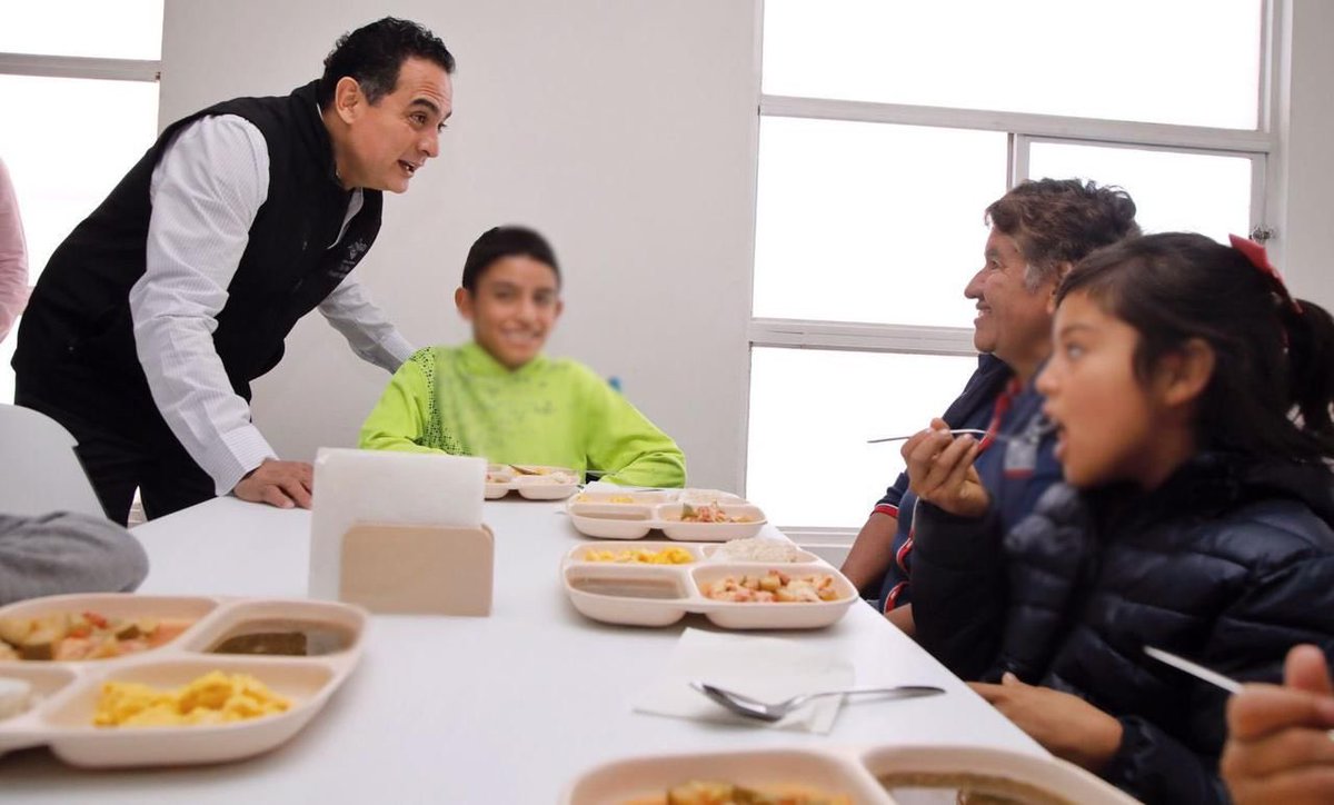 ¡Entregamos ya  8️⃣ comedores comunitarios para la gran familia duranguense! ✅

Trabajamos por lo más valioso que tenemos, nuestros niños, para que cumplan sus sueños. 

#NutriendoAlmas 🫶🏼