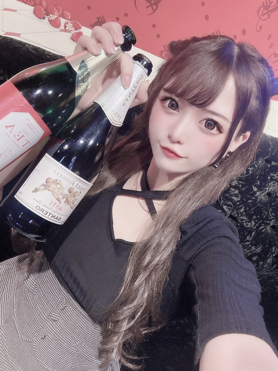 menzai_0v0's tweet photo. ♡10/20♡リクエスト🪄
久々に載せる❕気分で月2くらいで出てるんだけど、昨日はワンタイしか出勤しなかったのに来てくれてありがとうଘ(੭ˊ꒳​ˋ)੭✧
会いにきてくれる人大切❣️
わがまま聞いてくれるのいつも有難い🥲💖ありがとねん〜♡

#シャンラブ https://t.co/ybPDPuwqXp