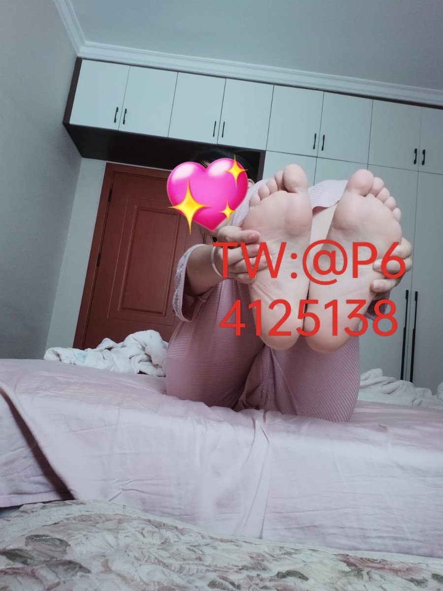 p64125138's tweet photo. 高二甜甜的學妹
腳臉同框和羞恥姿勢
還不趕緊購買來看爆她的腳底
💰價錢$50
加購生活照+20
想購買的都歡迎私訊及底下留言 https://t.co/qn3fKbAeQj