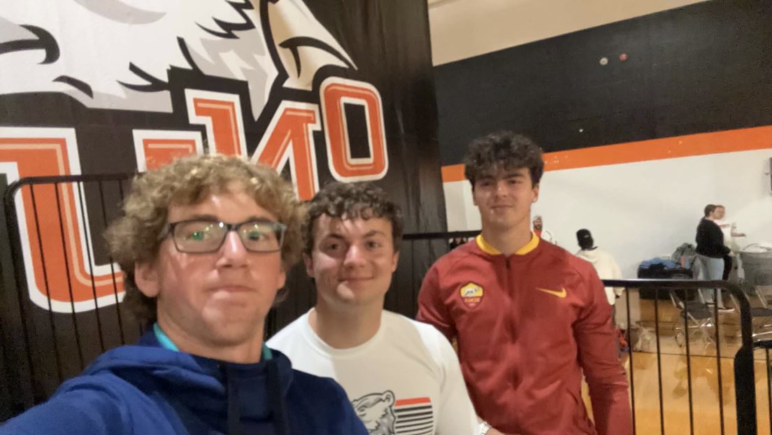 HUGE conference win from <a href="/ONUVB/">Ohio Northern Volleyball</a> today! #LehrCup #bearssupportingbears