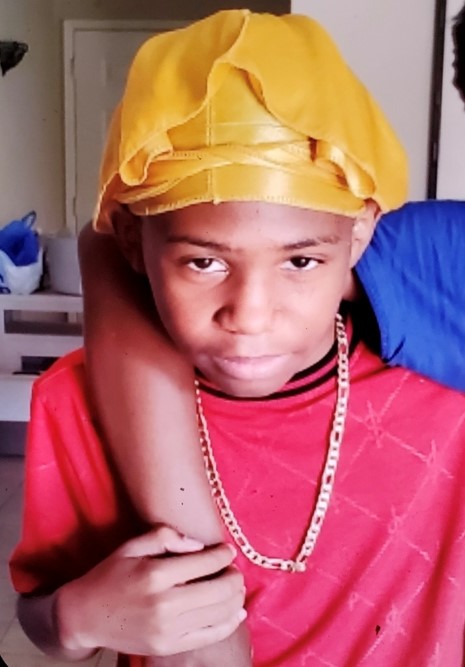 MISSING ENDANGERED JUVENILE: 11-year-old Deandre Mason was last seen today around 8pm in the 7900 blk of Richmond Hwy in Hybla Valley. He is 5’0”, 100lbs, w/ black hair, brown eyes, and wearing a blk sweatshirt and blk pants. Endangered due to age. Call 703-691-2131 w/info.