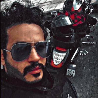 Esaf's tweet photo. #NewProfilePic https://t.co/aTWwDGfoyd