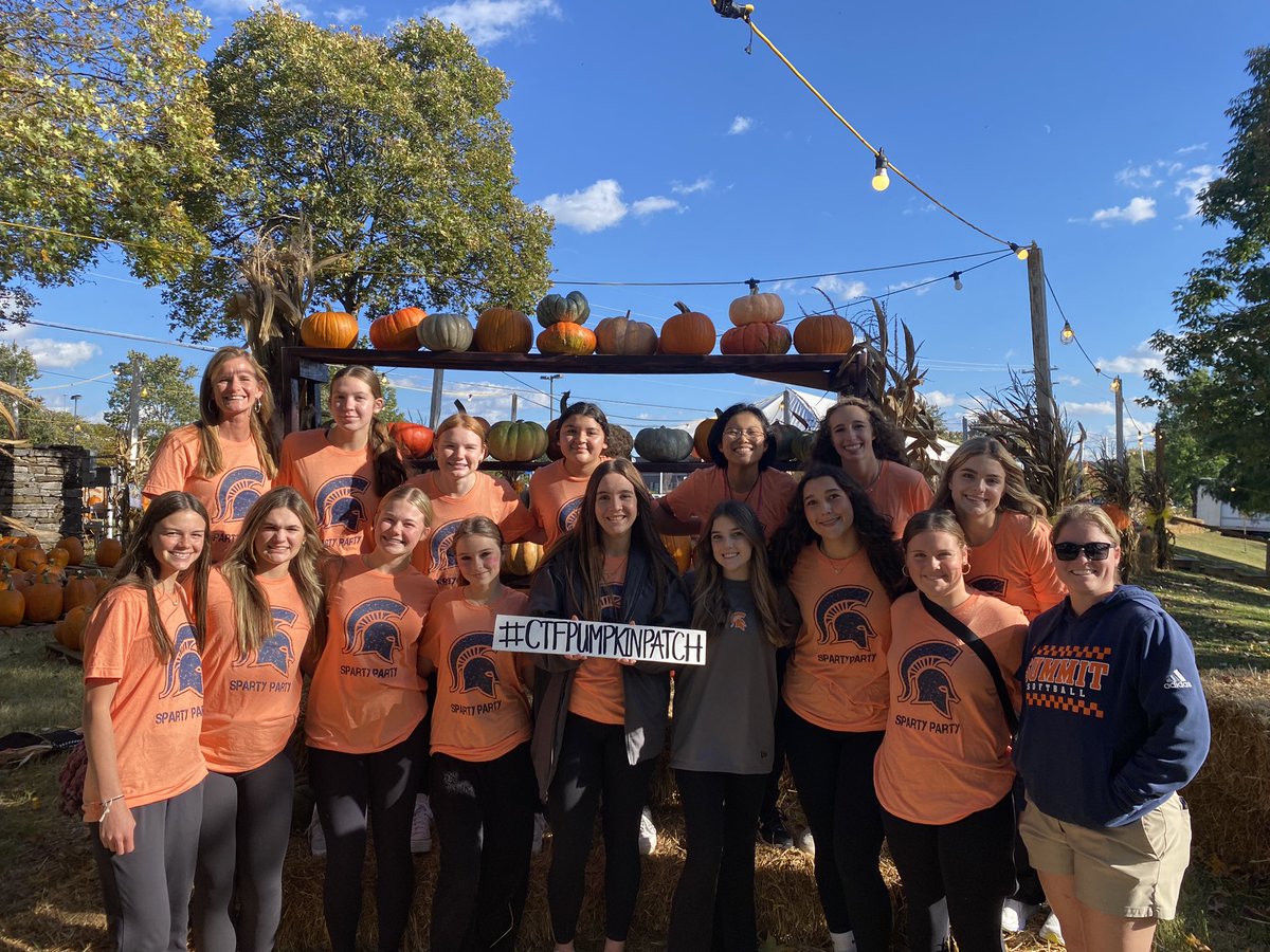 wcsSHSsb's tweet photo. Love the way the Cooper Trooper Foundation serves others! We discovered today that one of our girls received gifts from them years ago! Thanks @cooptroopfound for letting us come unload pumpkins today - we had a blast! #coopertrooper2023 #coopertrooper https://t.co/iHBIdvtFl5
