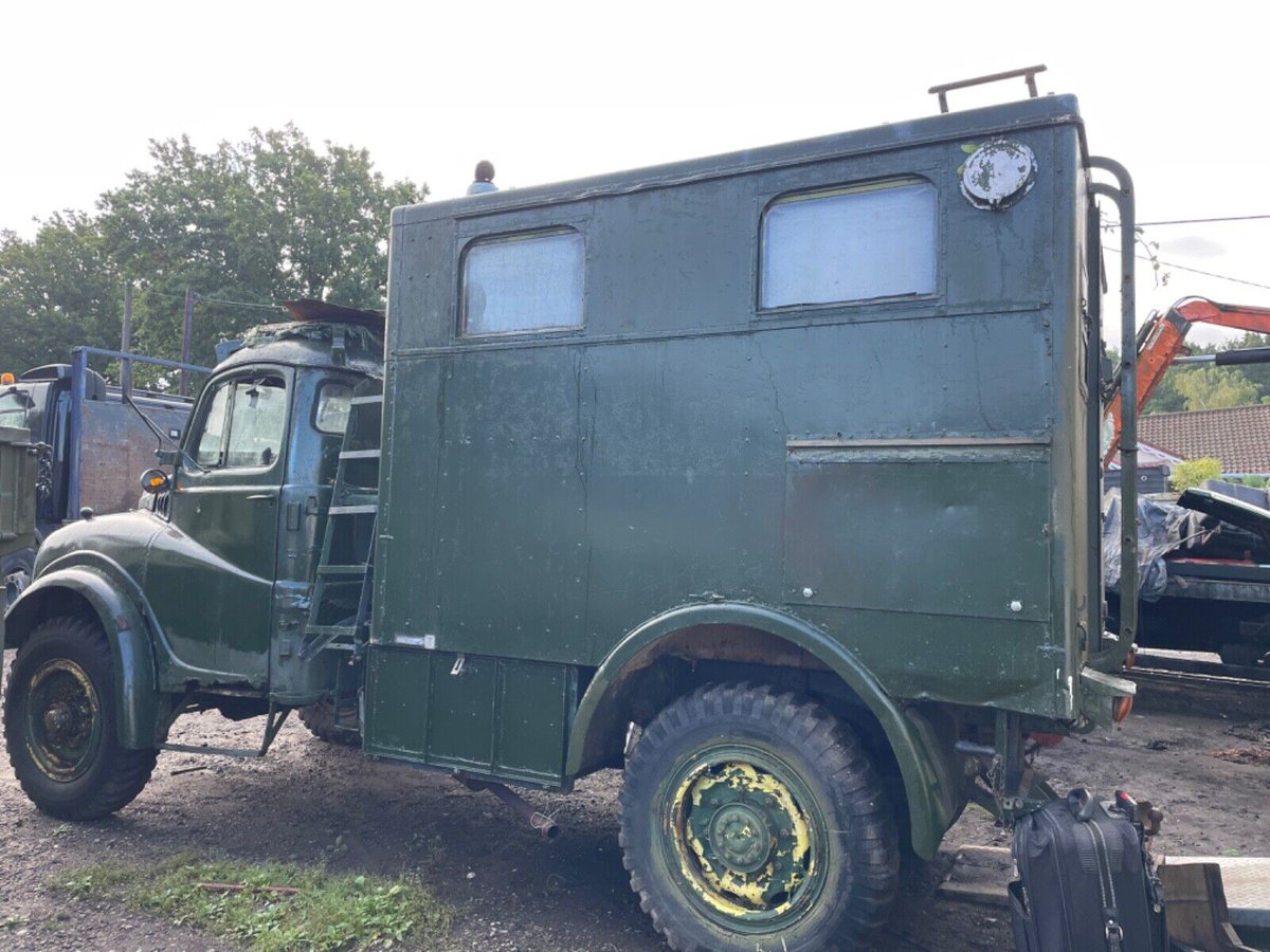 BarnFindsUK's tweet photo. Ad:  1950's Austin K9 4x4
On eBay here -->> https://t.co/JrkDlS09Hw

 #ClassicCar #VintageTruck #AustinK9 #4x4 #1950s #CollectorCar #RetroVehicle #ClassicTruck #VintageAuto https://t.co/jlXf2G7XHR