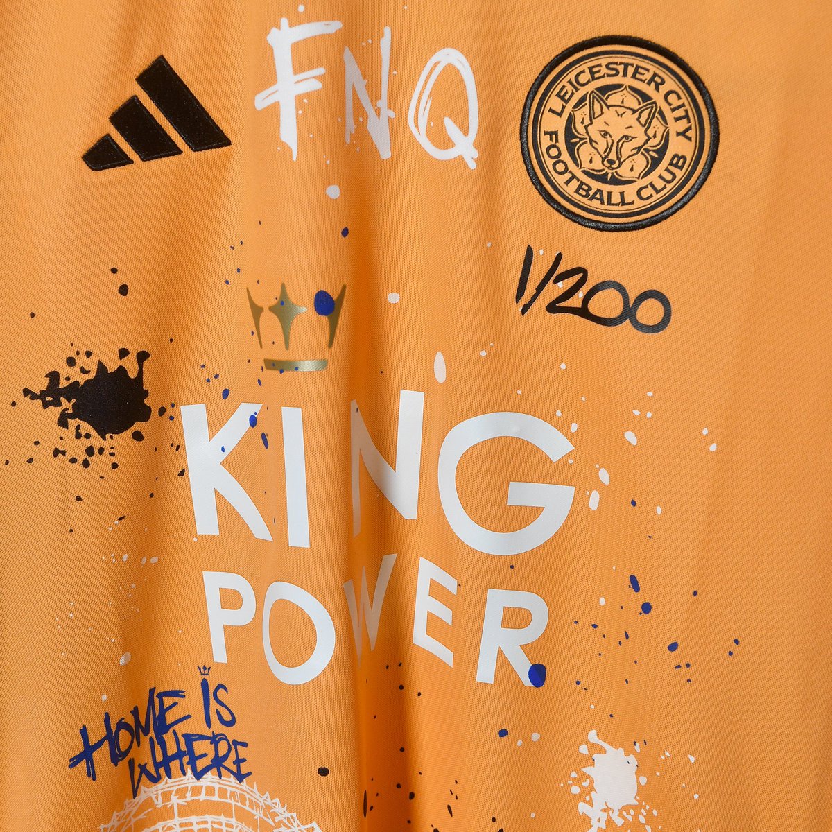 putitinthebox_'s tweet photo. Leicester City have released a limited edition of their 23/24 third shirt 🦊

Limited to only 200, each shirt has their own unique number, priced at a mere £180!! 😳 https://t.co/Sg1a4tGjMY