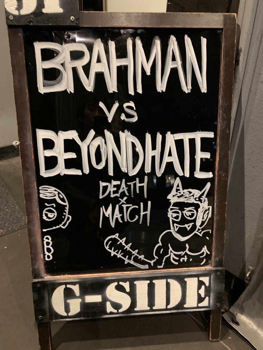 kazuaki016's tweet image. 昨日の物販が嘘のようにスムーズにかえたよ。限定Tシャツは強いなあ。
#brahman
#beyondhate
#deathmatch