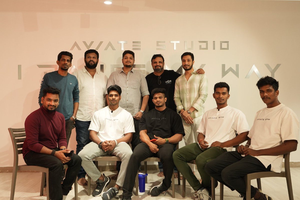 MSimath's tweet image. Interview with pasakara pasanga is on the way in #UniversalScreen
Stay tuned to know more about #VijayVarma &amp;amp; his friends.

Anchor by Polimer fame : @NewsRanjith 

#biggbosstamil #biggbosstamil7 @Uni_screen