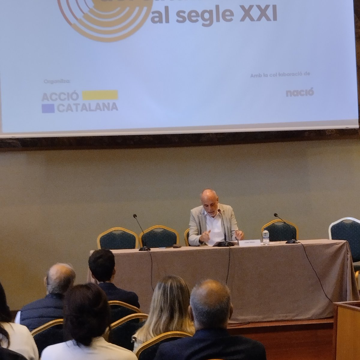 "La tensió entre un Estat que es vol centralista i una realitat que és plurinacional és la gran tensió de la política espanyola" @JoanRidao a la II Jornada #CatalanismeXXI.