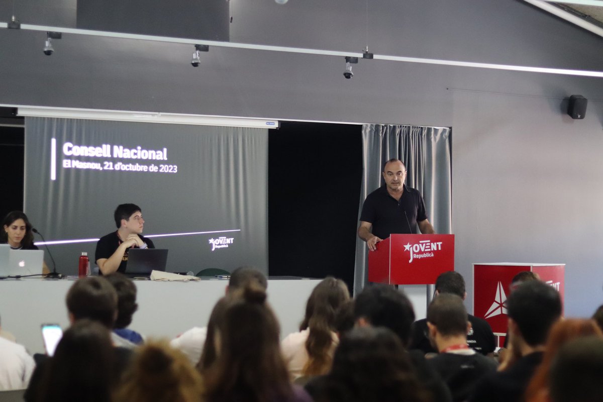 🔛 Comencem el Consell Nacional a 📍 El Masnou  

👫💬 Parlem de l’actualitat política, repassem la feina feta al Parlament de Catalunya i fixem els nostres objectius a partir d’ara! 

#CNJoventRepublicà