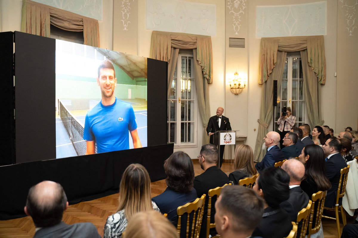 gori_luca's tweet photo. Ieri sera a #Bircaninova9 per la #SLIM2023: #GaladellaLinguaItaliana per celebrare il valore della nostra lingua con testimonial 🇷🇸 e italofoni del mondo dello sport, dell’arte, della cucina, del cinema e della musica. Ospite d'onore la Ministra dell’Energia Dubravka #Djedovic. https://t.co/3T5lqAAw1G