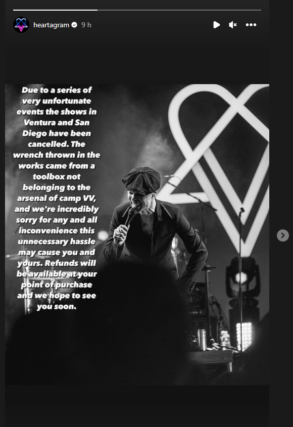 ElyDarkVT's tweet photo. busque info pero no encuentro y esto es real porque ambas bandas lo pusieron como comunicado en ig... alguien sabe que pasó? son sus ultimas dos fechas de su tour juntos y me hacia mucha ilusion ir 😭😭😭
*se hace bolita y llora

#VV #BVB #vilevalo #BlackVeilBrides #Concierto https://t.co/z6lT63DTAN