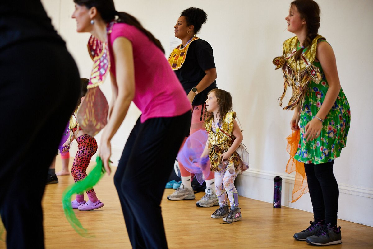 SwirlEducation's tweet photo. I really enjoyed leading this Caribbean Carnival Dance Party at #BRAVEfestival
BRAVE festival was funded by @theleapbd and @bradfordmdc
#dance #arts #festival #blackhistorymonth #kalasangam https://t.co/8rARjy8KFS