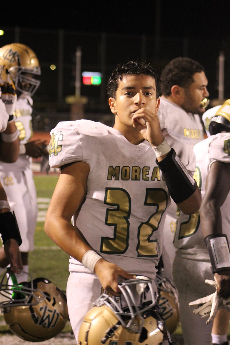 MoreauFootball's tweet photo. Winning helps!!! Shutouts confirm!!!
.
@MoreauAthletics @MoreauCatholic #BoomOn3 #MarinersMindset #GreenGOLD https://t.co/9b3qJ18WlC