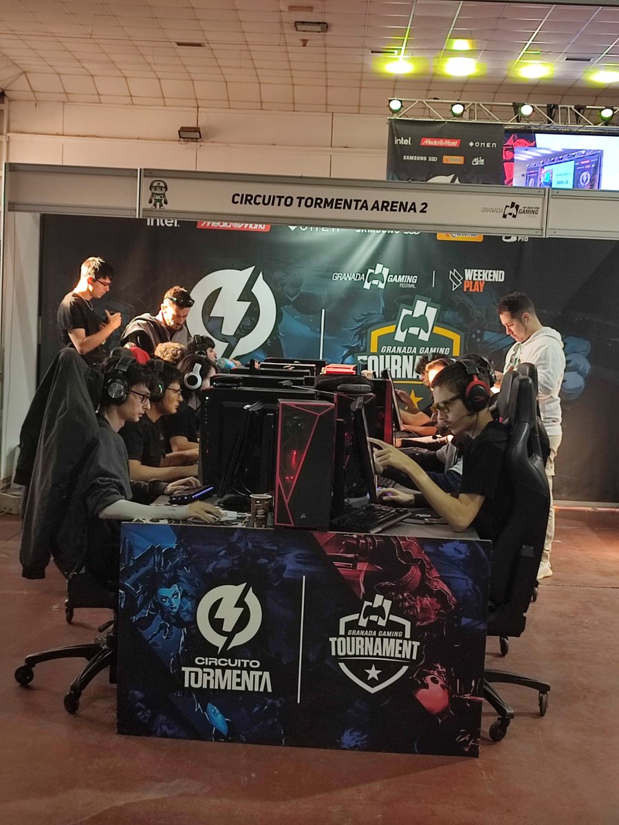 granadagaming's tweet photo. @Kings_BCN 🆚 @Khore_Gaming @NGU_eSports_ 

Ya se están preparando para el primer partido del día 🏆

Lo podréis ver en el canal de @WildLemon_ 

https://t.co/mvra9PLOqZ

@ReporteroEsport ✍️ https://t.co/ecFTXBzRy8