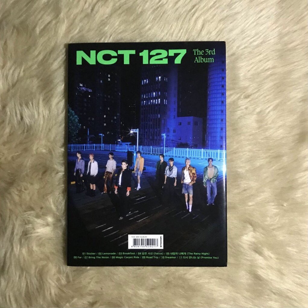 ericartzs's tweet photo. wts lfb ph 

nct unsealed albums
— 100 each + pf 
— complete inclus except pc
— mint condi
— #ericartzsbentables

t. nct 127 dream wayv universe hello future photobook digipack night sticker https://t.co/U2fKFceu7D
